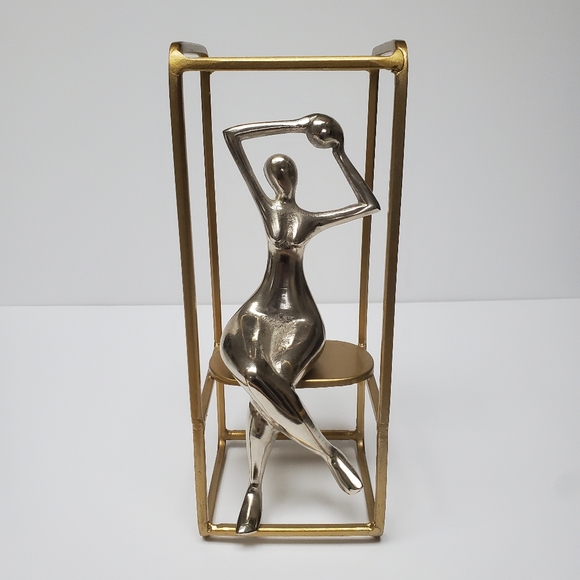 Seated Nude with Ball Sculpture Decor made in India - Picture 1 of 10